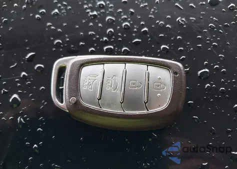 2020 Hyundai Elantra Value Edition z USA, uszkodzony, nr VIN KMHD84LF7LU954514